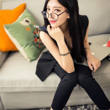 Toutiaogirls头条女神 2016-06-21 黑丝眼镜 丝袜特刊② COCO