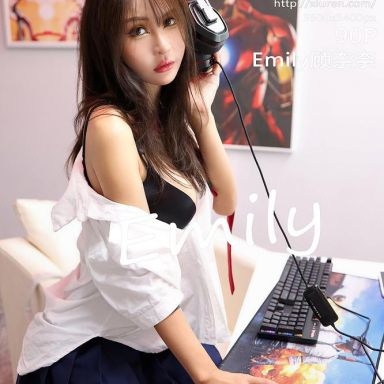 XiuRen秀人网 2461期 不良校花网瘾少女 Emily顾奈奈