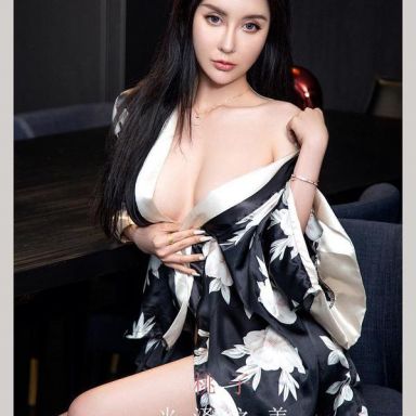 ugirls爱尤物 2181期 桃子 光诺之美