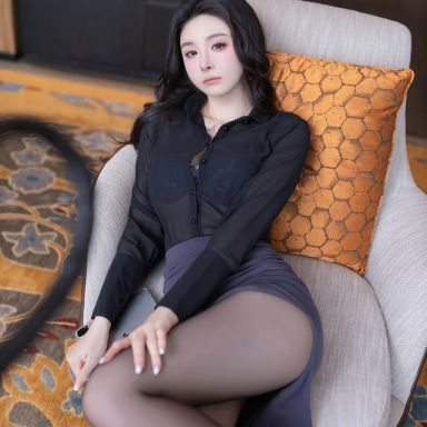 XiuRen秀人网 7542期 小逗逗