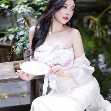 XiuRen秀人网 8926期 杨晨晨Yome